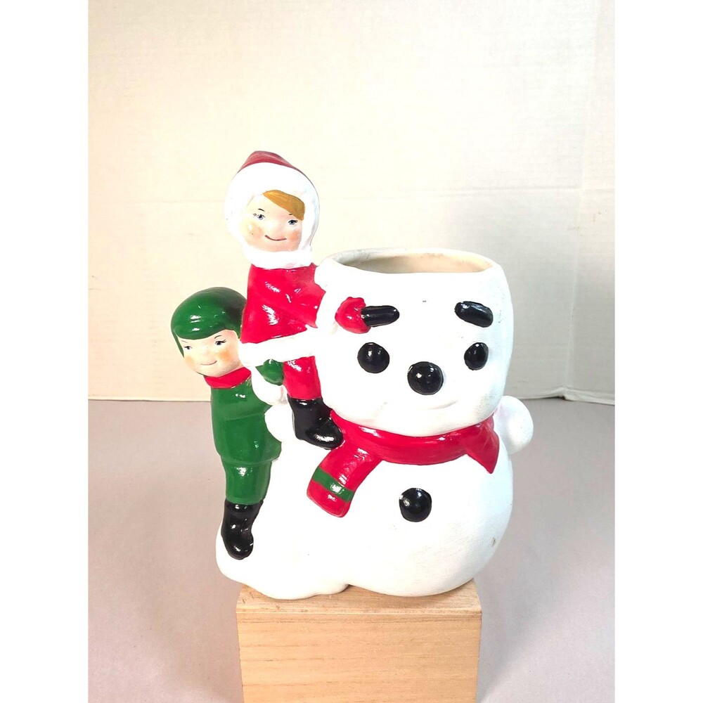 Vintage Christmas Snowman vase Winter Scene Children Kids In The Snow 1981 Ken